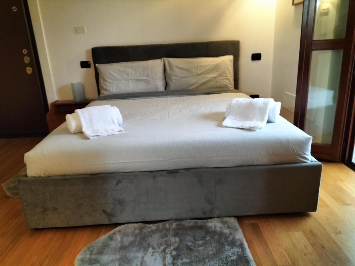 Casa Atene Milano Eksteriør bilde